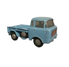 Corgi #470 Original Jeep FC-150 Diecast model  featuring a Blue original finish