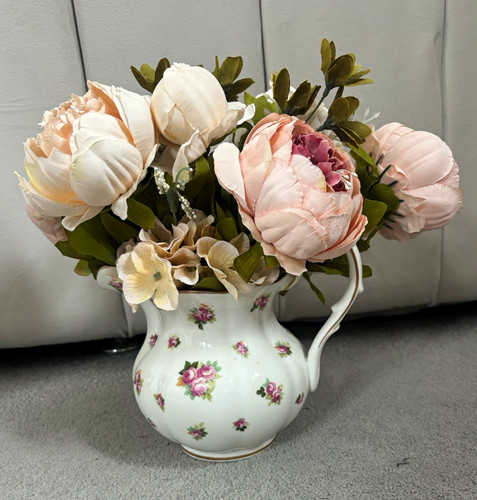 Royal doulton floral - royal,