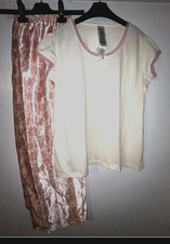 LADIES AVON PINK/CREAM PYJAMAS