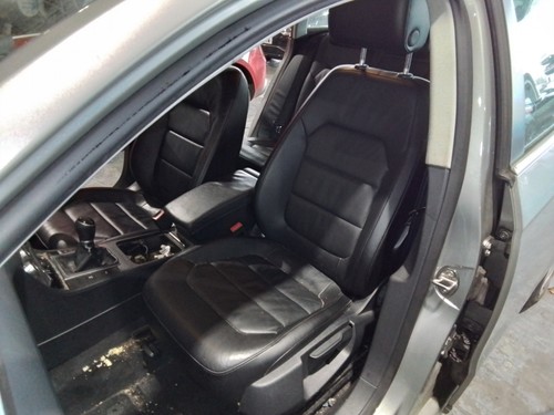 Front seat volkswagen - front,