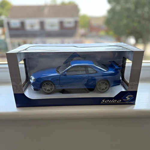 Solido nissan skyline - 1:18,