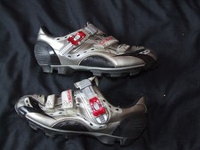 womens cycling shoes