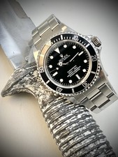 Rolex 14060M  Submariner