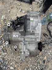 Vw Touran, Caddy 2.0 TDI DIESEL GEARBOX CODE NGC 6 SPEED MANUAL 2010-2014 Recon