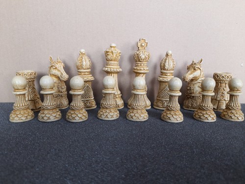 Ornate staunton chess - ornate, set