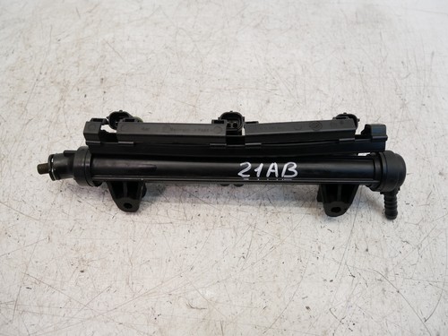 Injection manifold for seat - injection,
