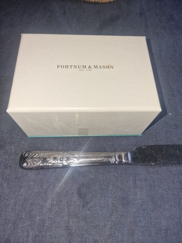 Fortnum and mason - and, gift