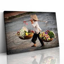 Hanoi Market Flower Seller