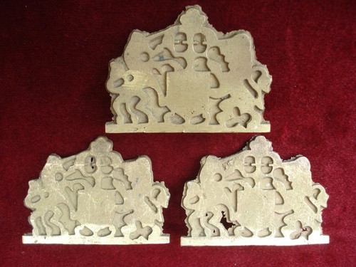 Set cast brass - of,