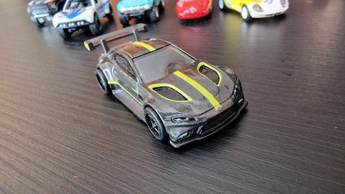 Hot wheels aston martin - aston,