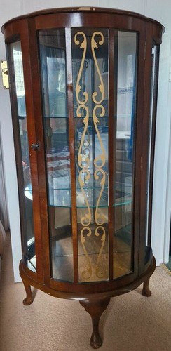 Bow front display cabinet - front,