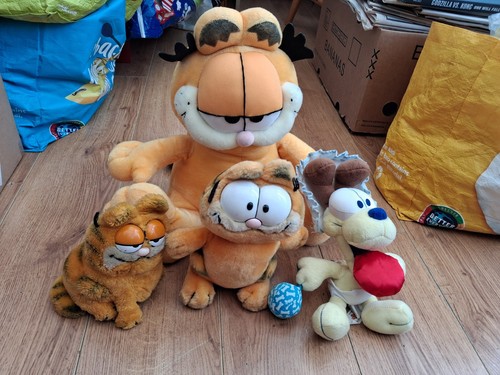 Garfield odie plush bundle - garfield,