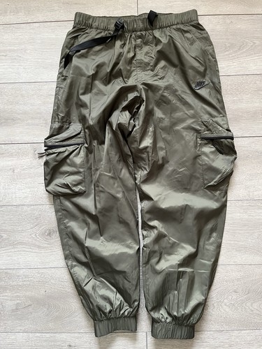 Nike mens lightweight cargo - mens,