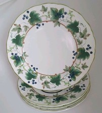 Set of 4 Mikasa Chelsea Vine