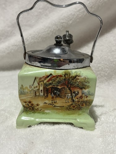 Sugar pot and spoon - pot,