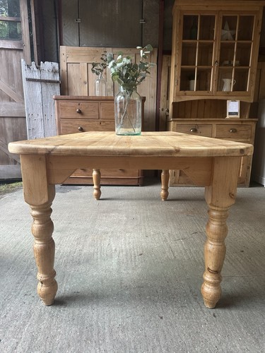 Rustic farmhouse pine - rustic,