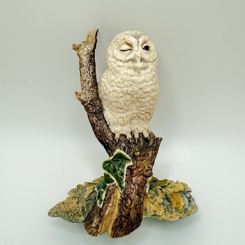 Vtg border fine arts owl - fine,