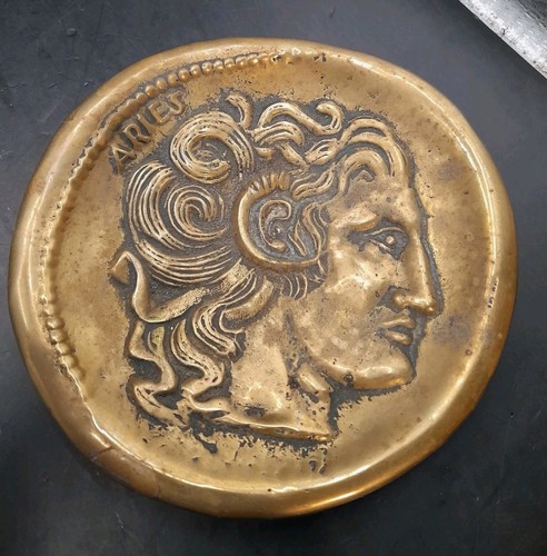 Unusual old vintage solid - old,