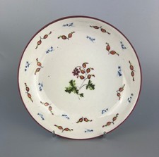 A late 18thc New Hall pattern 377 saucer.