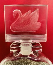 VTG Gloria Vanderbilt Glass