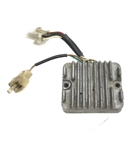Battery charge regulator