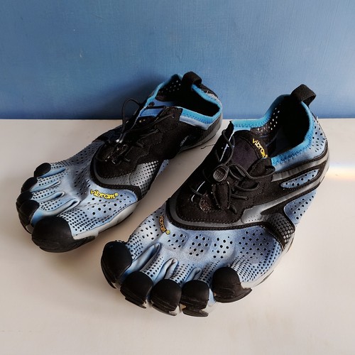 Damaged vibram fivefingers - **damaged**,