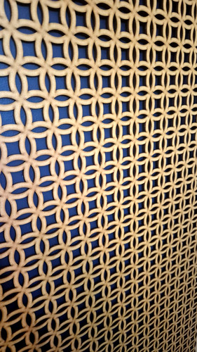 Filigree circles radiator - circles,