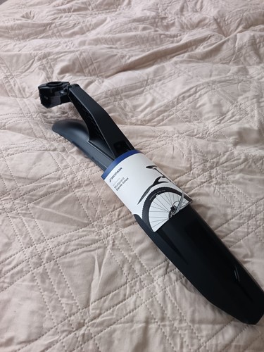Crudcatcher rear fender black - rear,