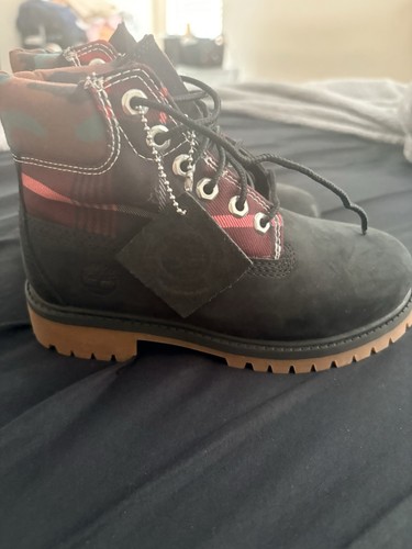 Boys size timberland - 13, boots