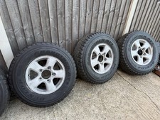 Toyota LandCruiser 100 - Amazon - Wheels & Tyres - 5x150 - 265/70/16” Dunlop