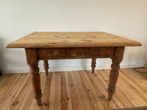 Rustic victorian pine - rustic,