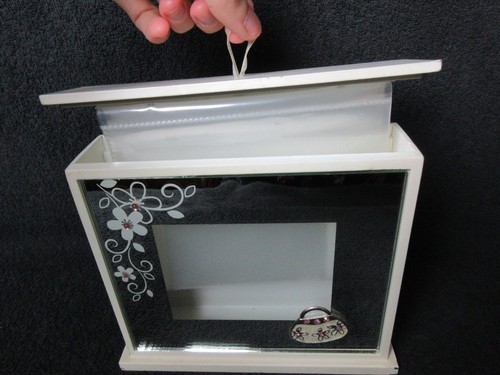 Unusual white mirrored photo - white,