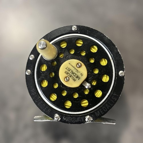 Pflueger medalist fly reel - pflueger,
