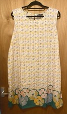 BNWOT STUNNING FLORAL PRINT