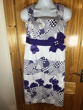 LIBRA Size 14 Purple/White