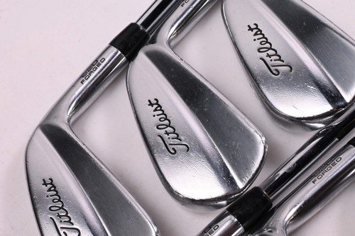 Titleist 620 irons pw - /, /