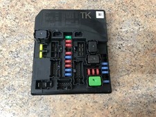 2014 NISSAN JUKE ENGINE BAY FUSE BOX 284B71TX2B