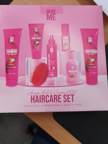 Give cosmetics full size - full,