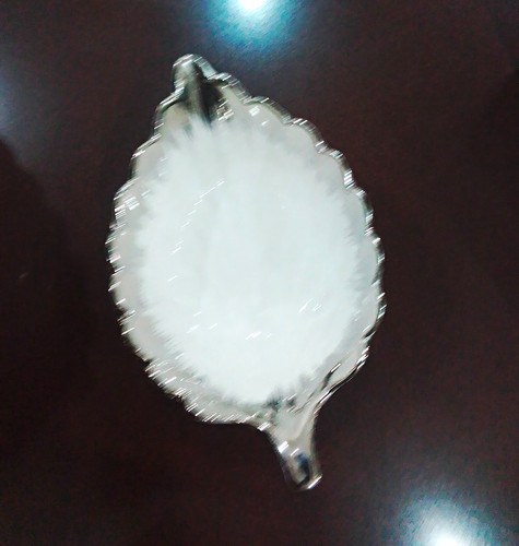 Set white milk glass - of, 3