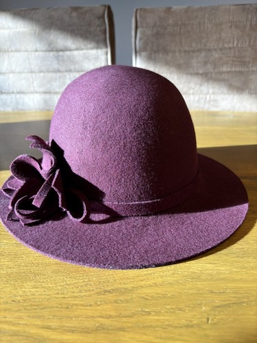 Ladies wine colour - m&s,