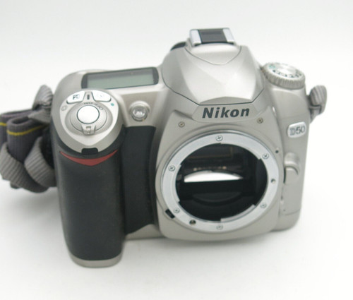 Nikon d50 body only spares - body,