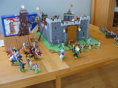Britains lion castle - lion, (wooden)