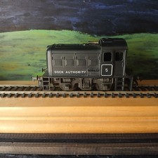 Triang Vintage R253 0-4-0 Dock