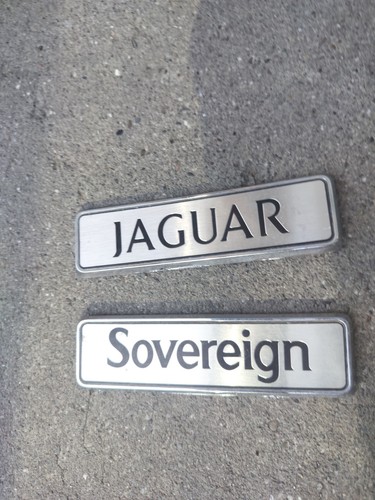 Jaguar xj6 xj8 sovereign - xj8, badge