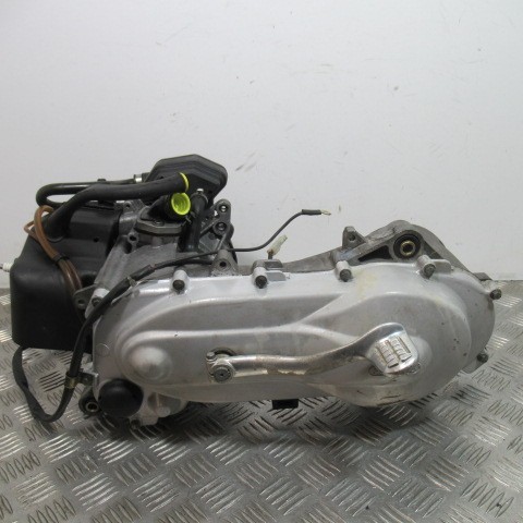 Vespa et2 engine c381m - 50,