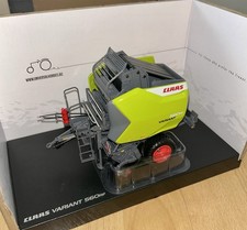 UNIVERSAL HOBBIES CLAAS VARIANT 560RF ROUND BALER 1:32 SCALE