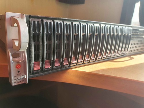 Supermicro 16x2 server - 16x2.5",