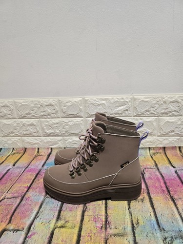 Teva midform walking boots - teva,
