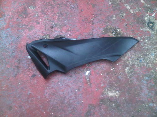 Honda cbr600f 2011 right side - cbr600f,