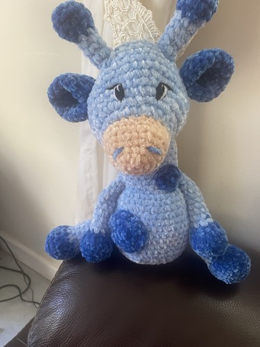 Blue giraffe crochet plush - blue,